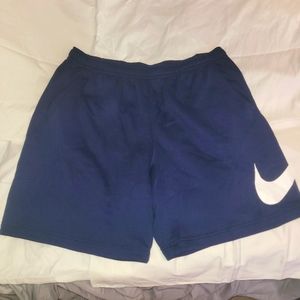 Nike shorts size xxl